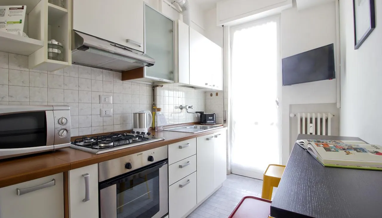 Italianway-Alzaia Naviglio Pavese Apartment Milan Italy